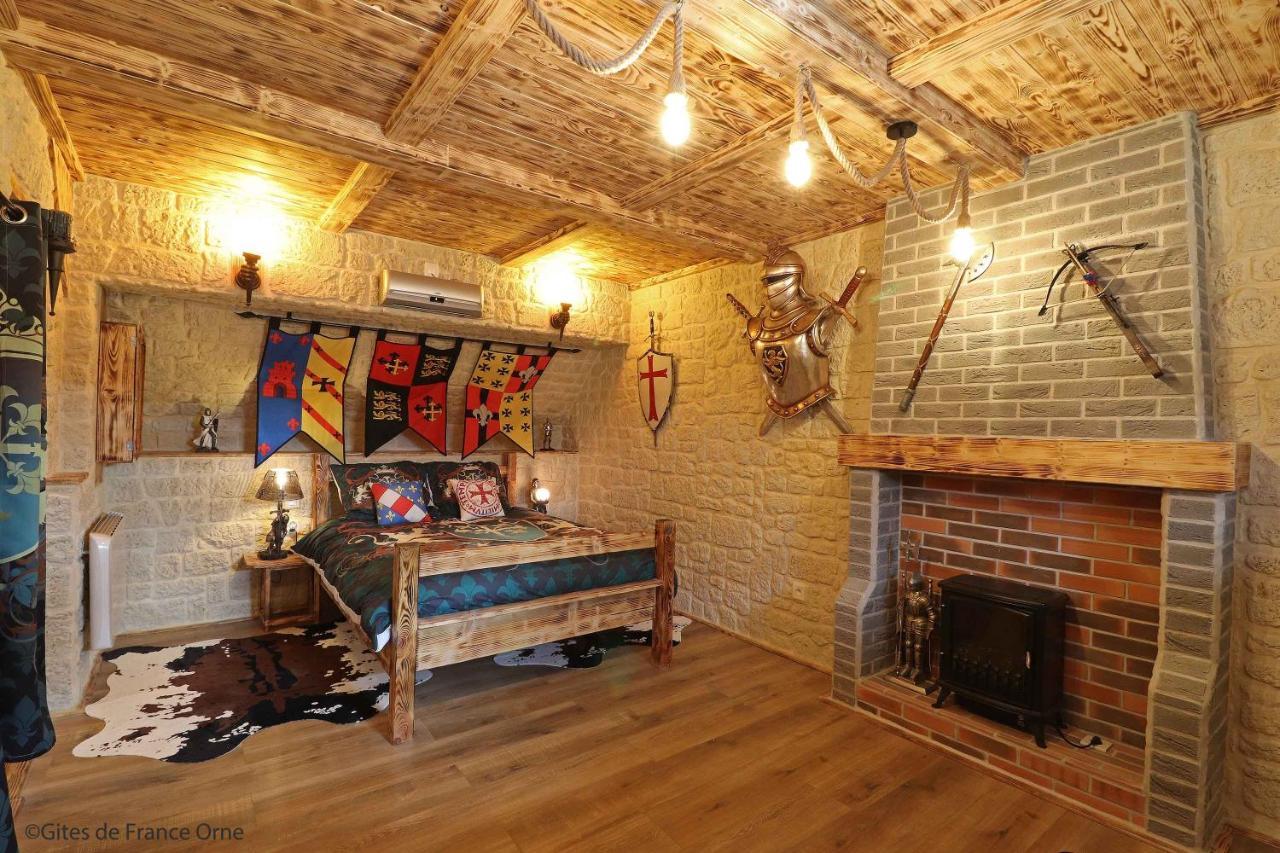 Chailloue Chambre D'Hote Medieval Du Vieux Bourg المظهر الخارجي الصورة
