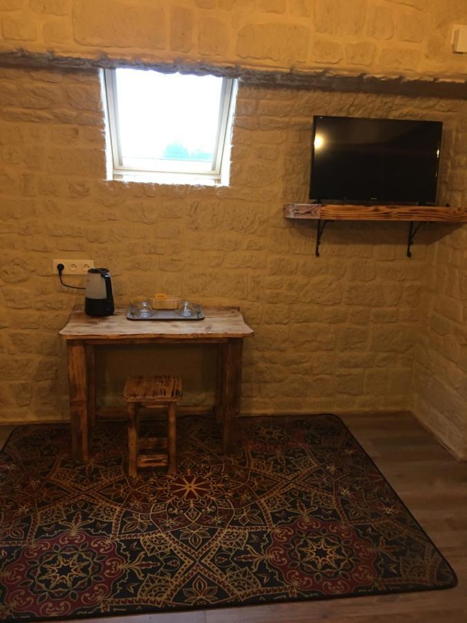 Chailloue Chambre D'Hote Medieval Du Vieux Bourg المظهر الخارجي الصورة